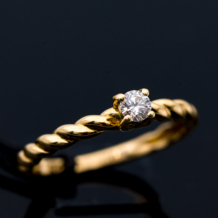 RE CARLO-ANELLO ORO GIALLO E DIAMANTE  NATURALE