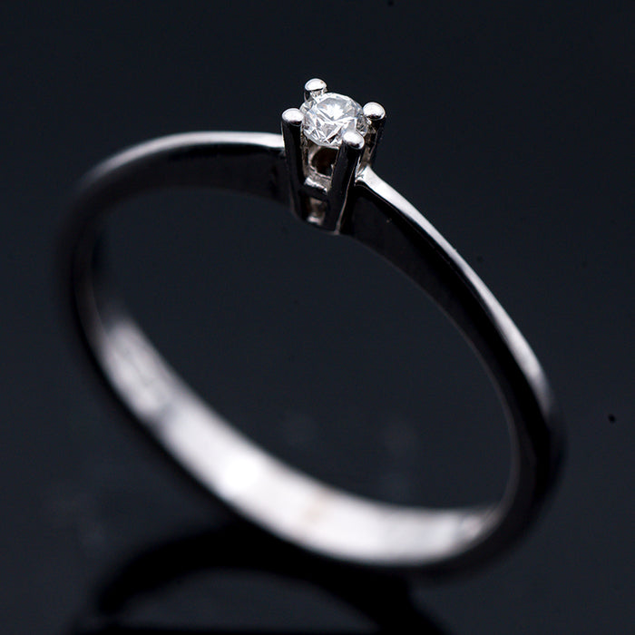 ANELLO ORO BIANCO 18 CARATI CON DIAMANTE NATURALE