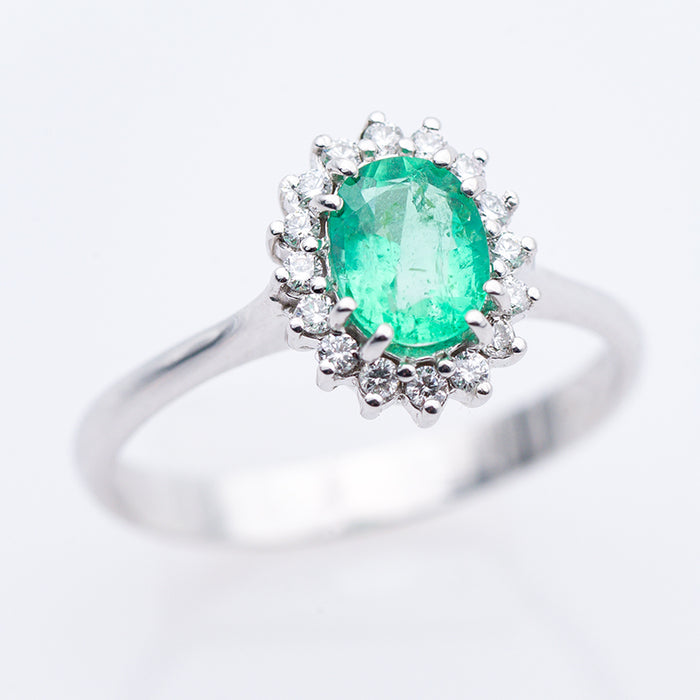 ANELLO DONNA -ORO 18 CARATI-SMERALDO-DIAMANTI NATURALI